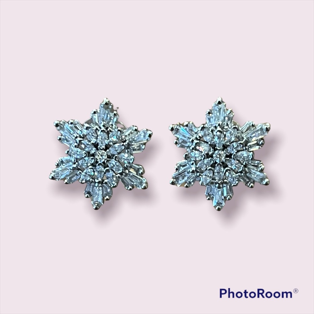 New Snowflake Crystal Earrings